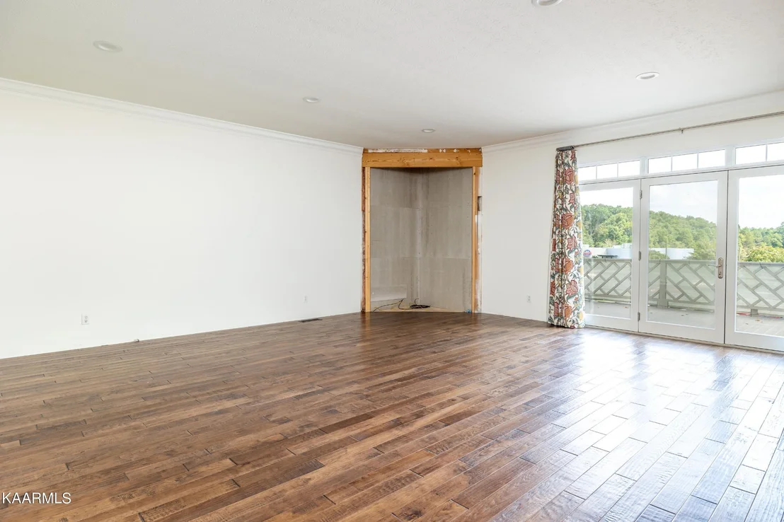 Photo of 65 Riverview Drive