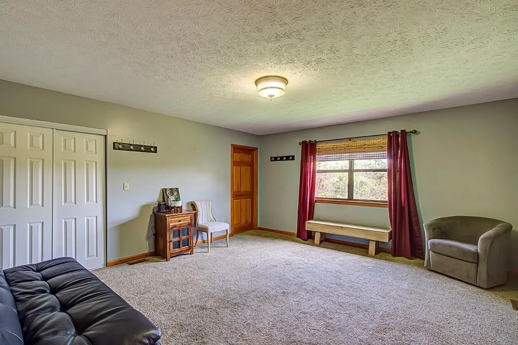 Photo of 669 Red Bud Lane