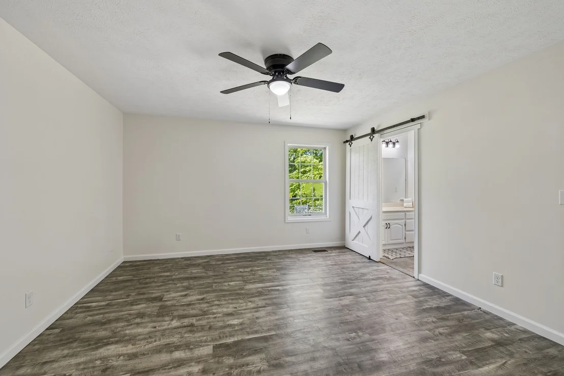 Photo of 619 Longbranch Rd