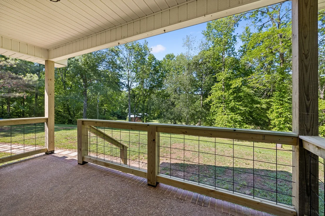 Photo of 619 Longbranch Rd