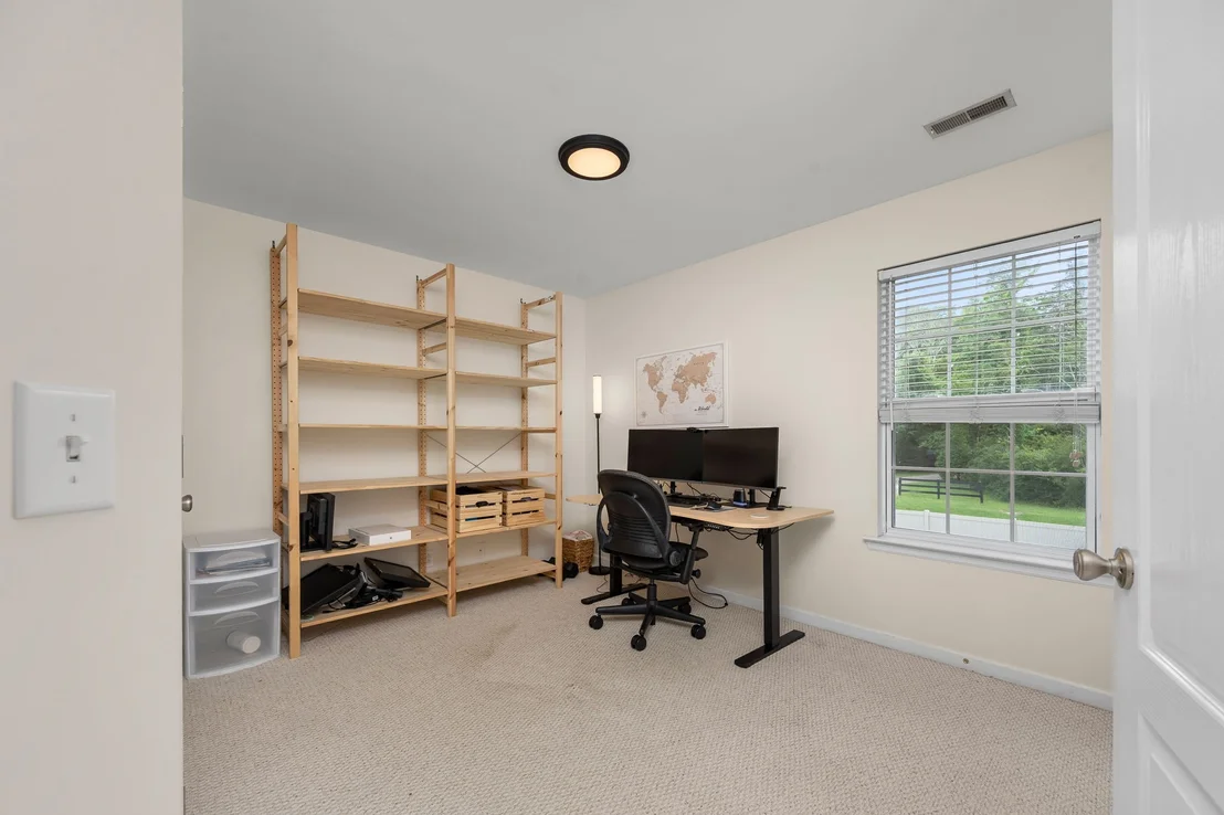 Photo of 3434 Leslie Ln