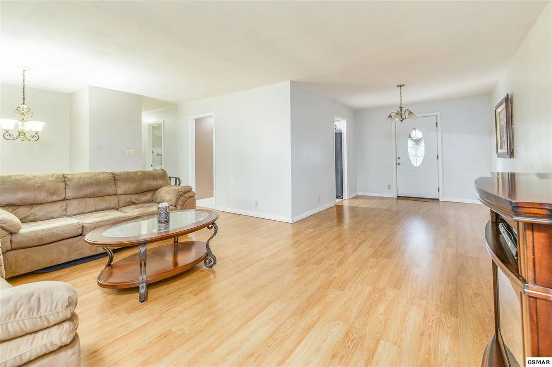 Photo of 307 McMaster Place