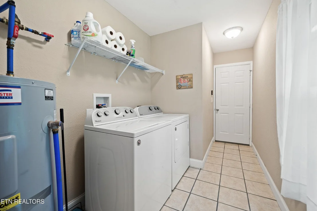 Photo of 534 SHELLBARK Rd