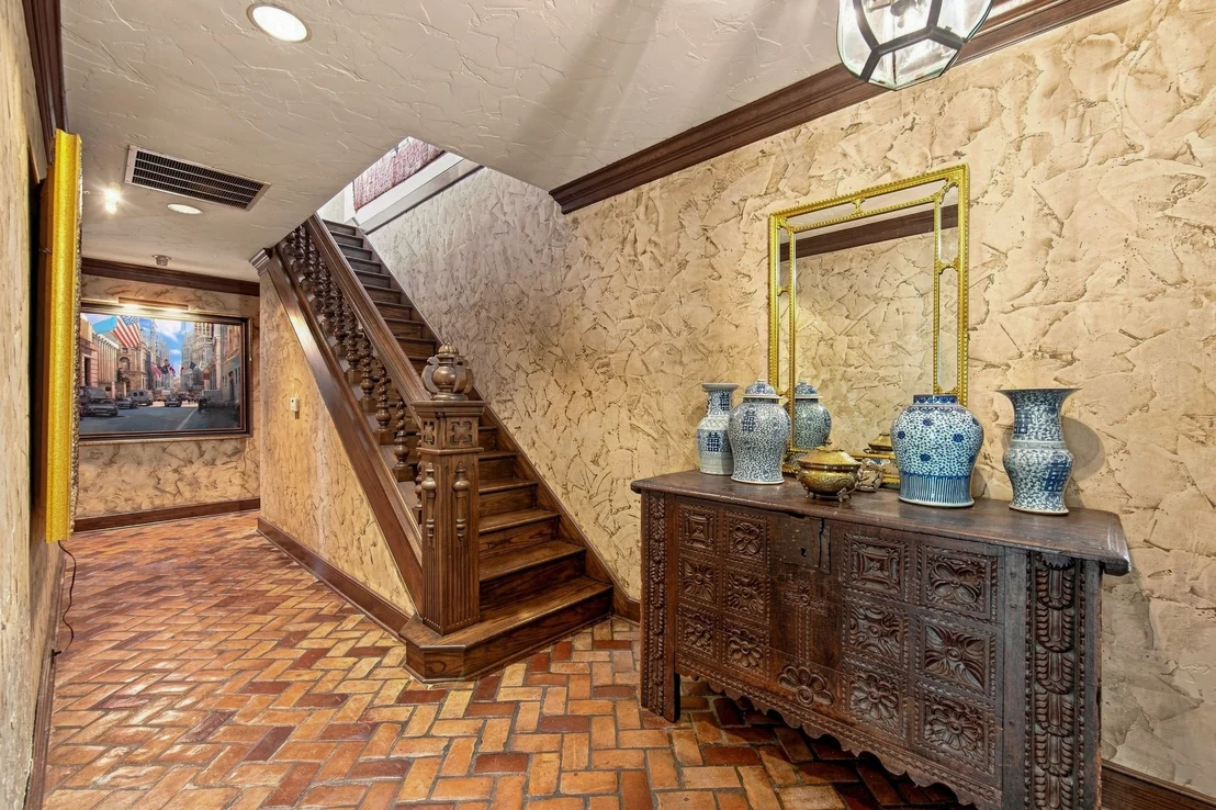Photo of 18 Windwood Drive