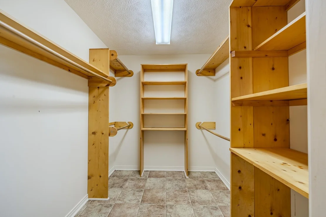 Photo of 160 DOVE DR