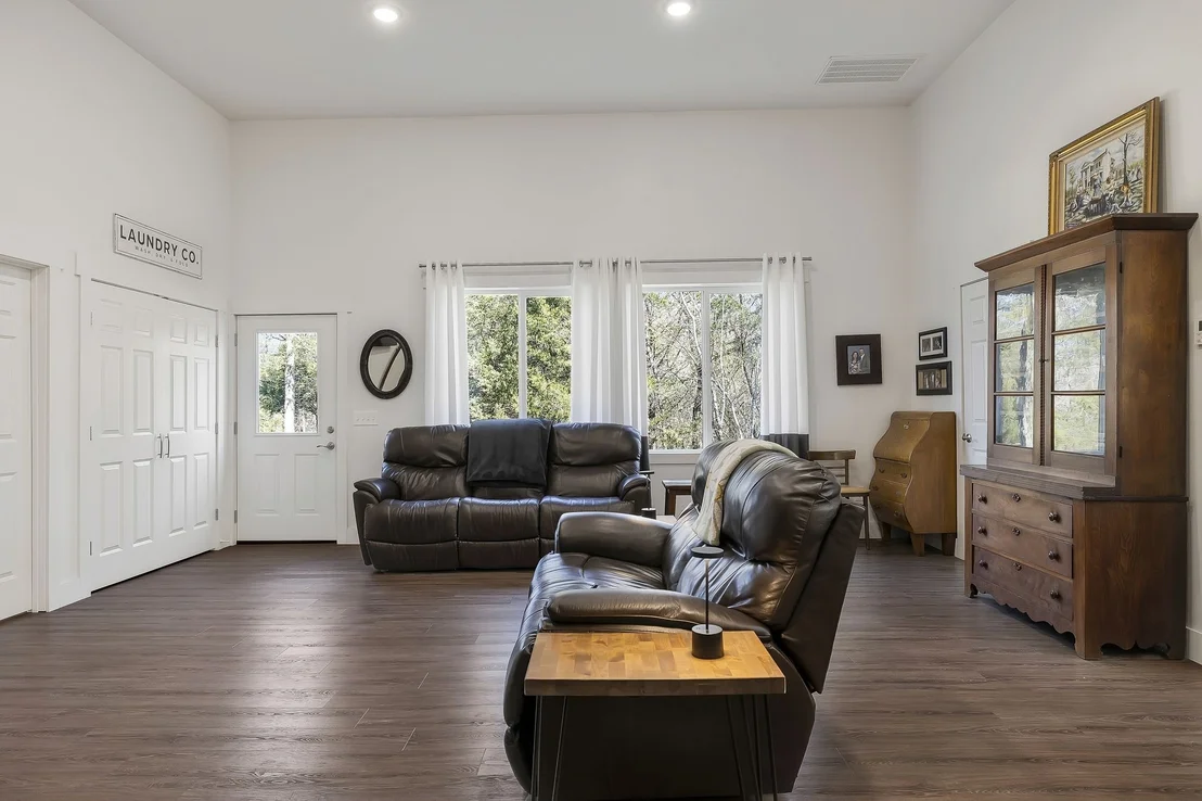 Photo of 1420 Floyd Rd