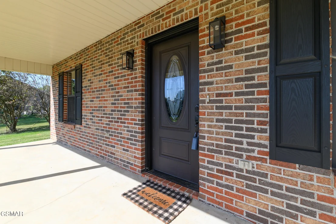 Photo of 2115 Bradley Lane