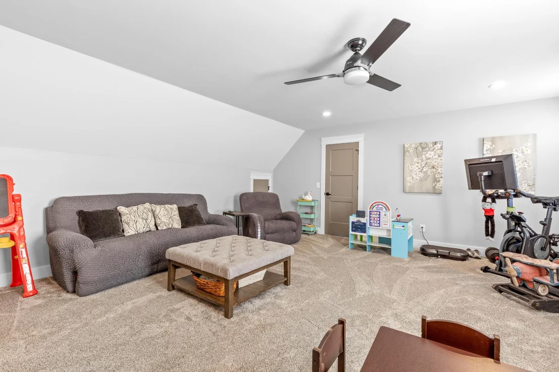 Photo of 8870 Silver Maple Dr