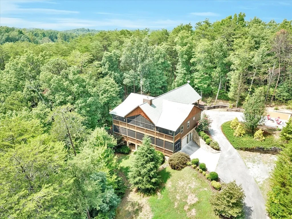 Photo of 1035 Shadow Ridge Drive