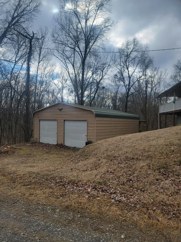 Photo of 460 Red Bud Lane