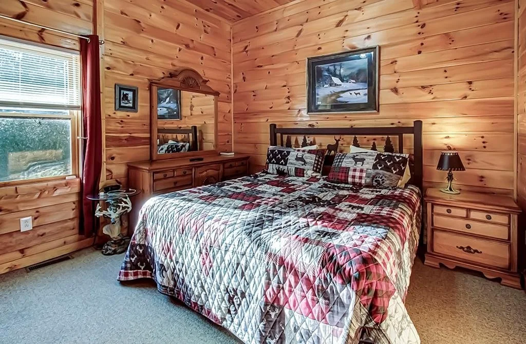 Photo of 1663 Little Cabin Loop
