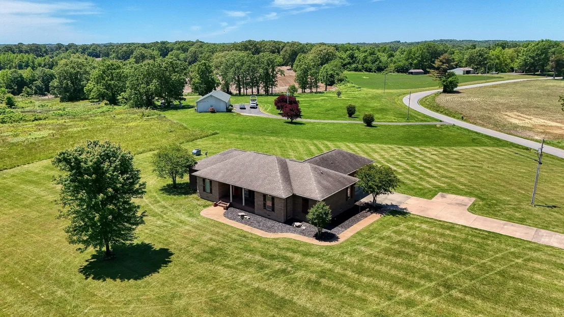 Photo of 75 Crum Rd