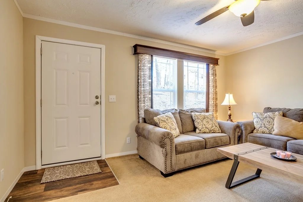 Photo of 1329 Summit Drive