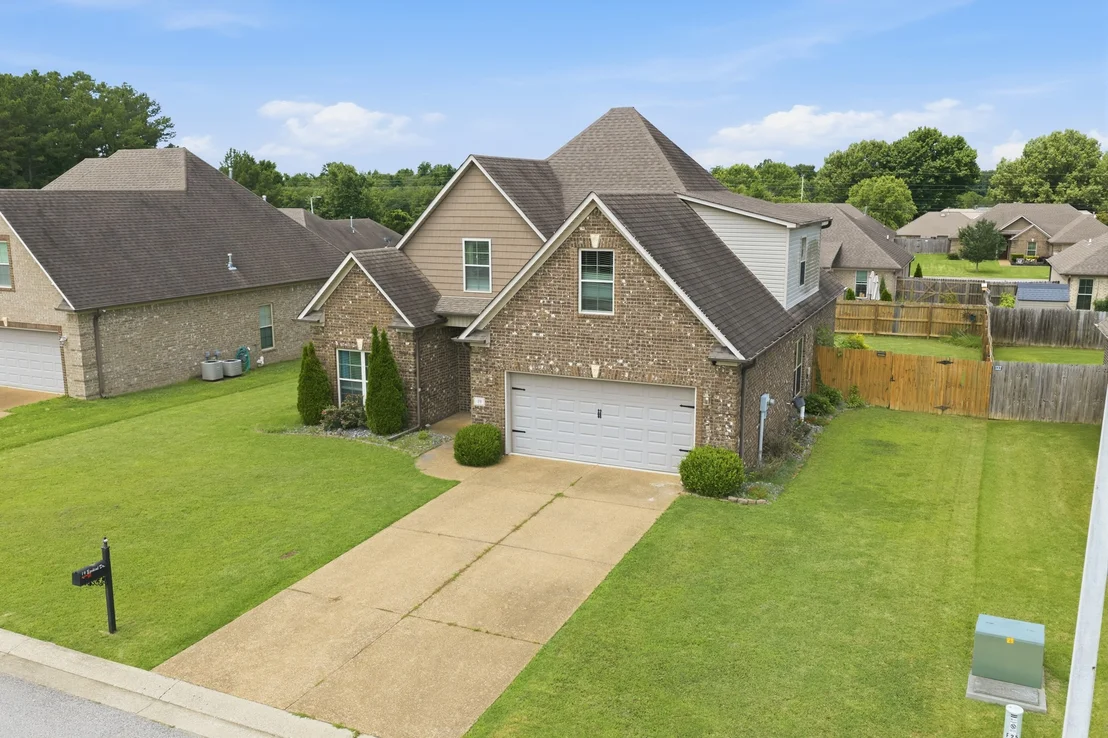 Photo of 19 Ezekial Dr