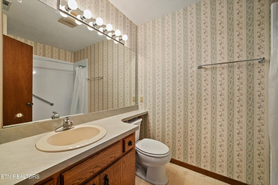 Photo of 426 Woods View Circle