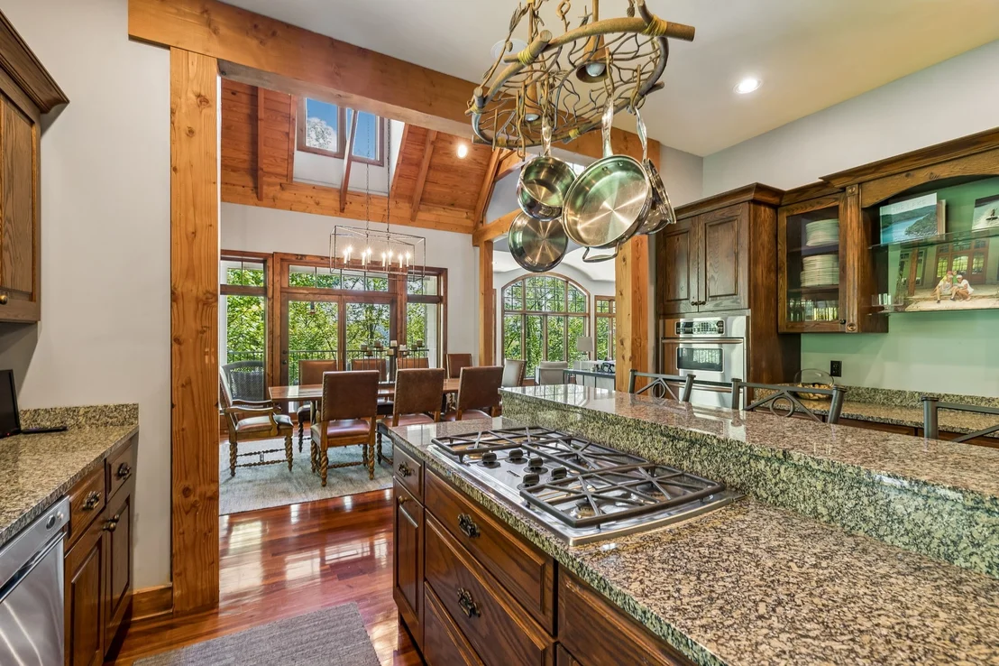 Photo of 2304 Backbone Rd