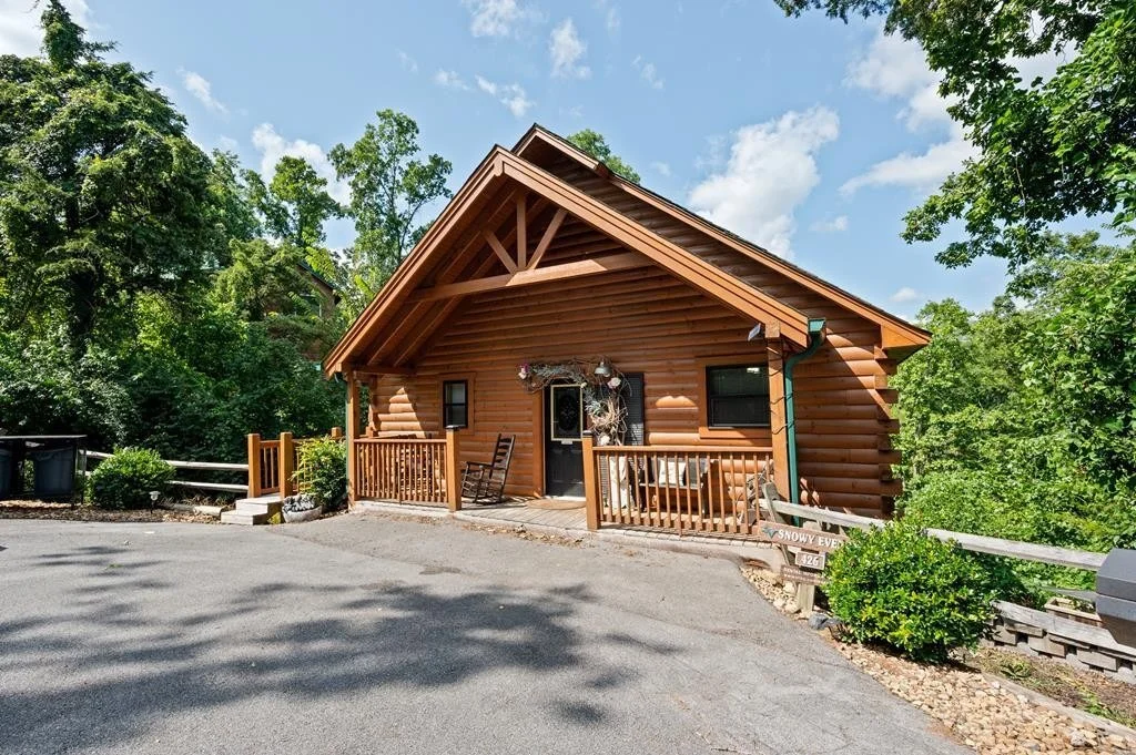 Photo of 426 Alpine Mountain Way