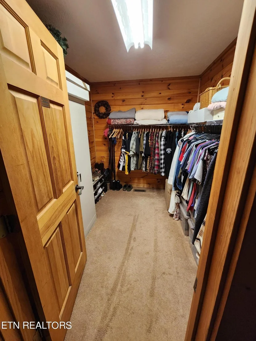 Photo of 417 Lawson Rd