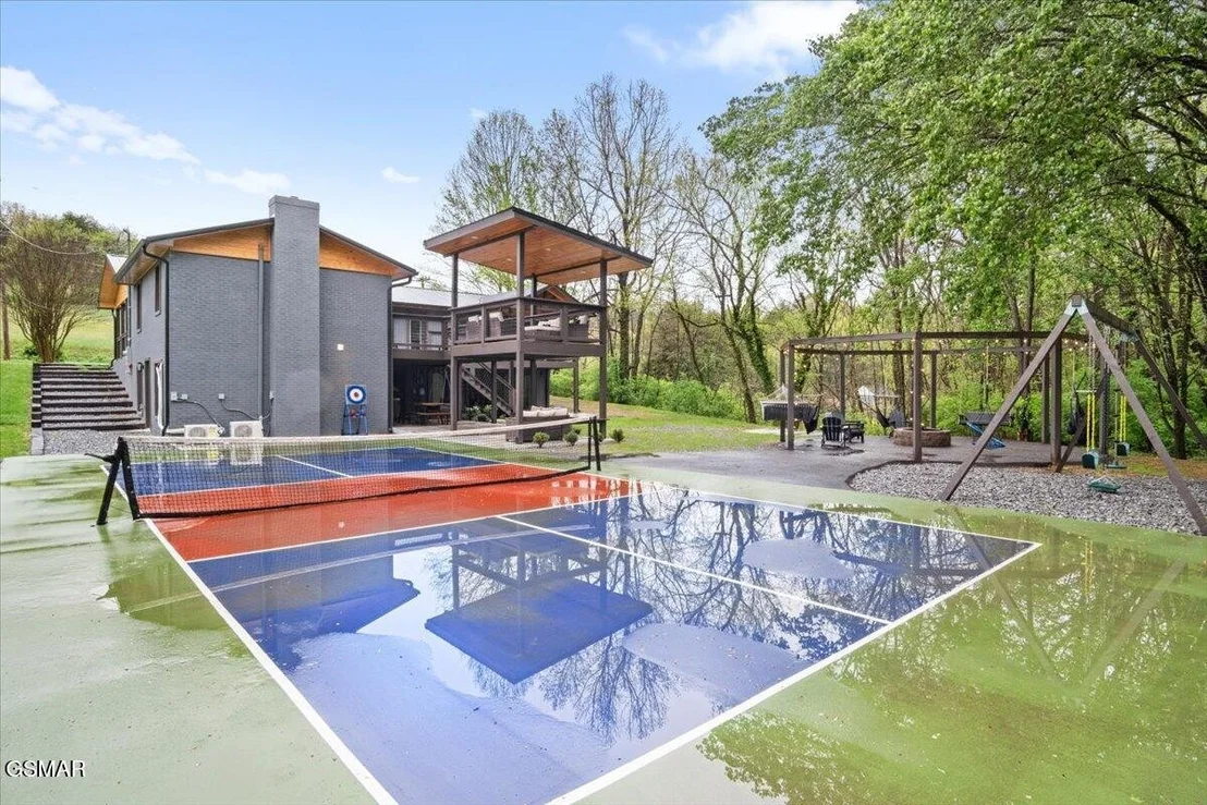Photo of 621 Hardin Lane