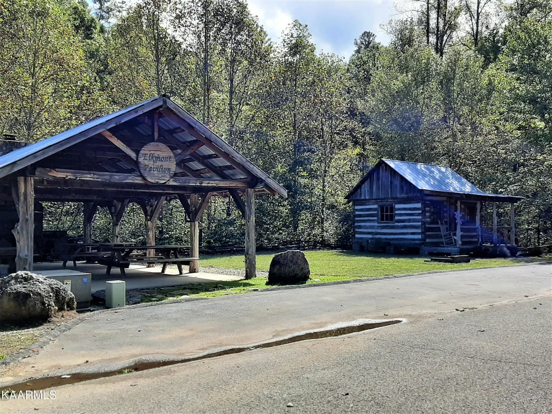 Photo of 517 Lady Slipper Lane
