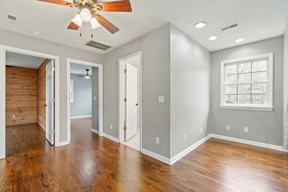 Photo of 1055 Wades Branch Rd