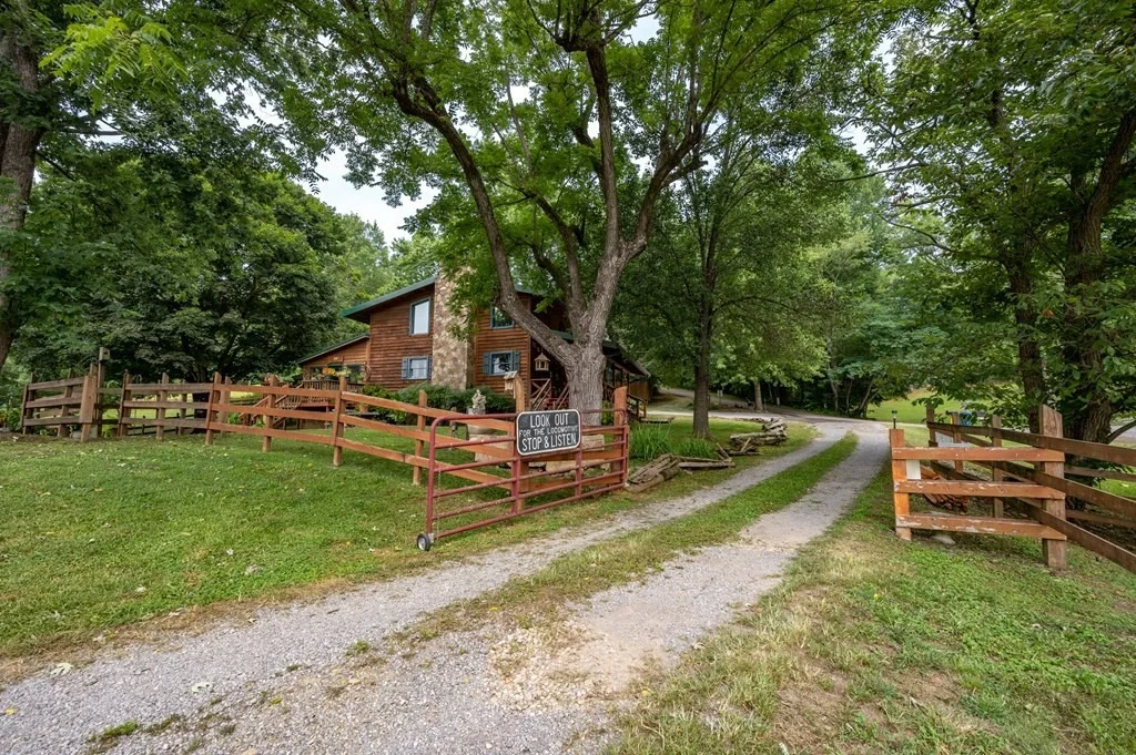 Photo of 7818 Berry Williams Road