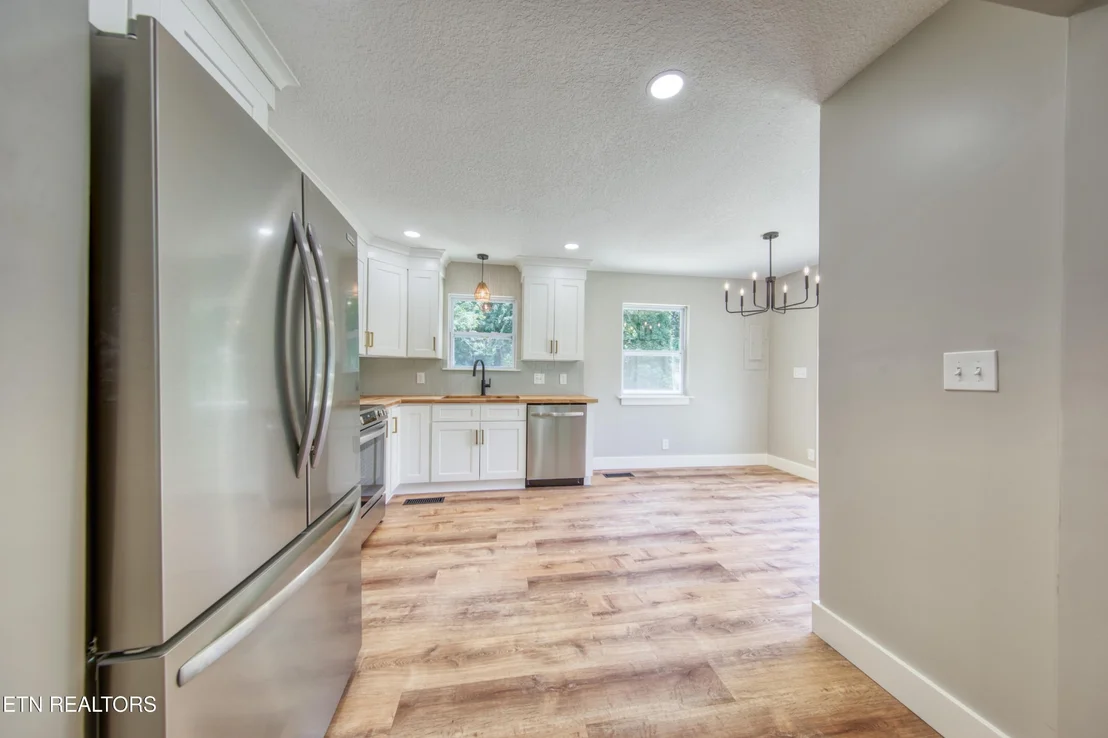 Photo of 1831 Outer Drive