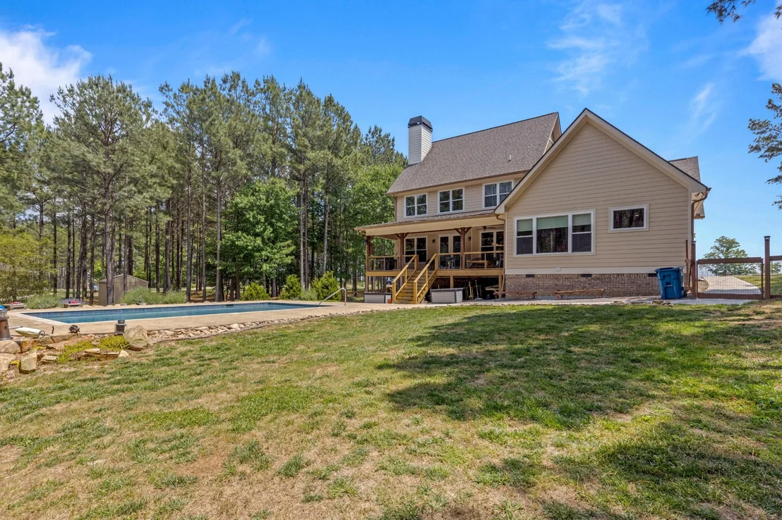 Photo of 2485 River Bluffs Drive