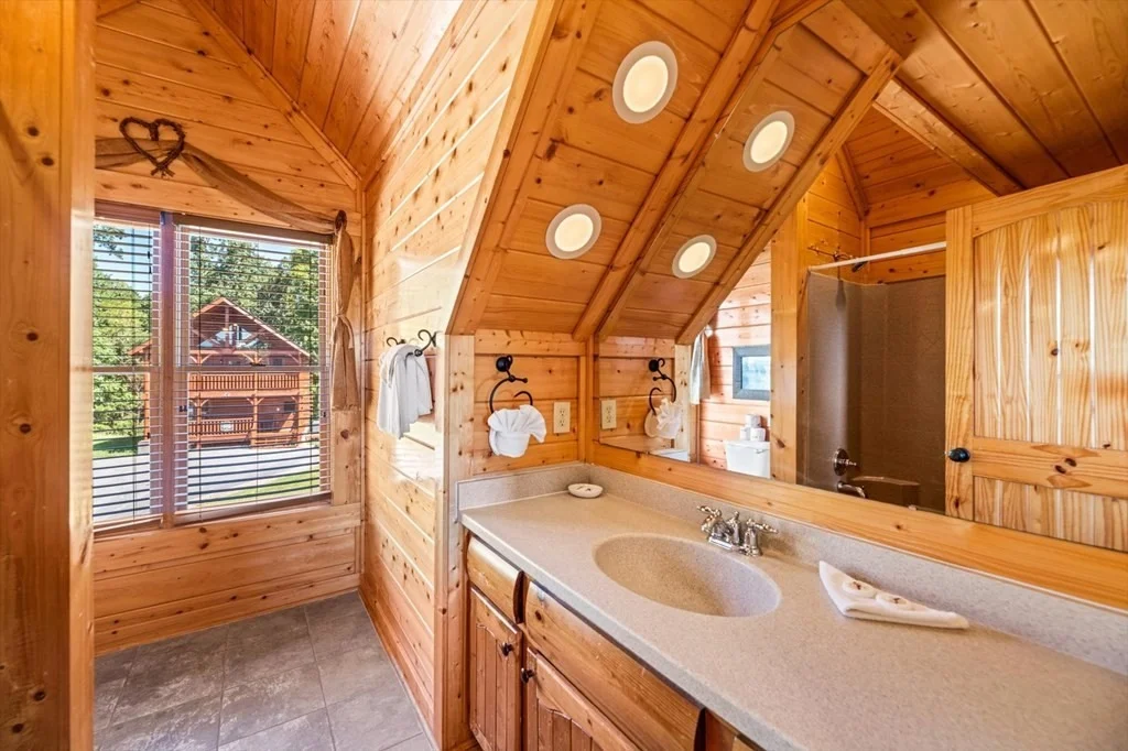 Photo of 2736 Mountain Preserve Drive