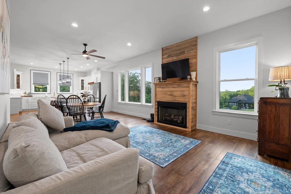 Photo of 9962 Caseview Drive