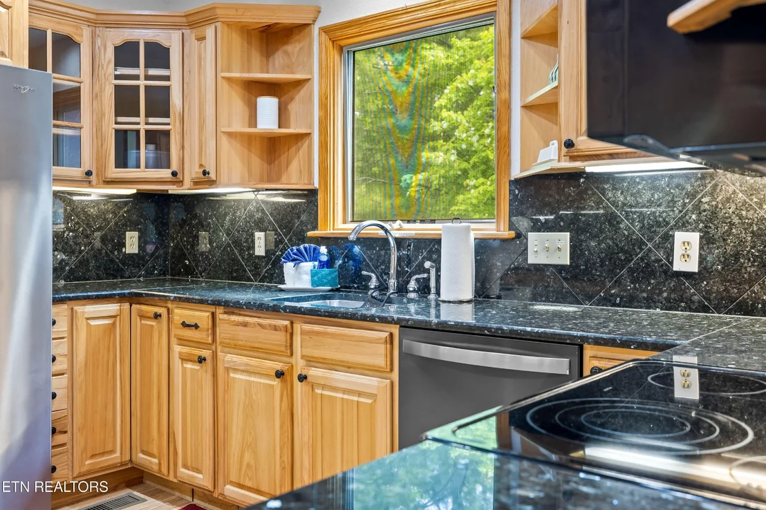 Photo of 229 Cobblestone Way