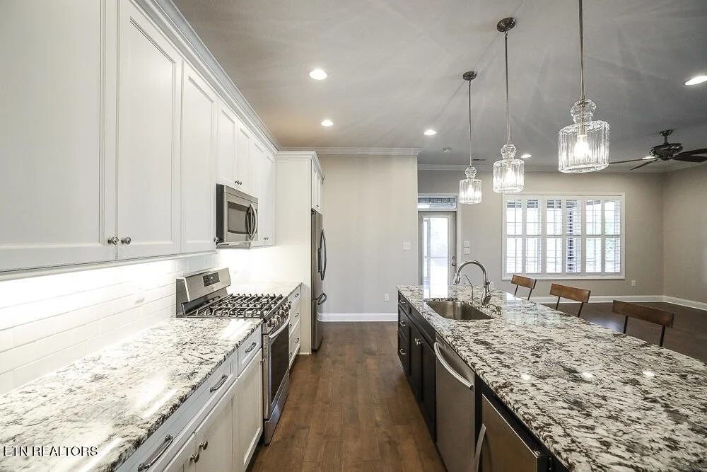 Photo of 1417 Edenbridge Drive