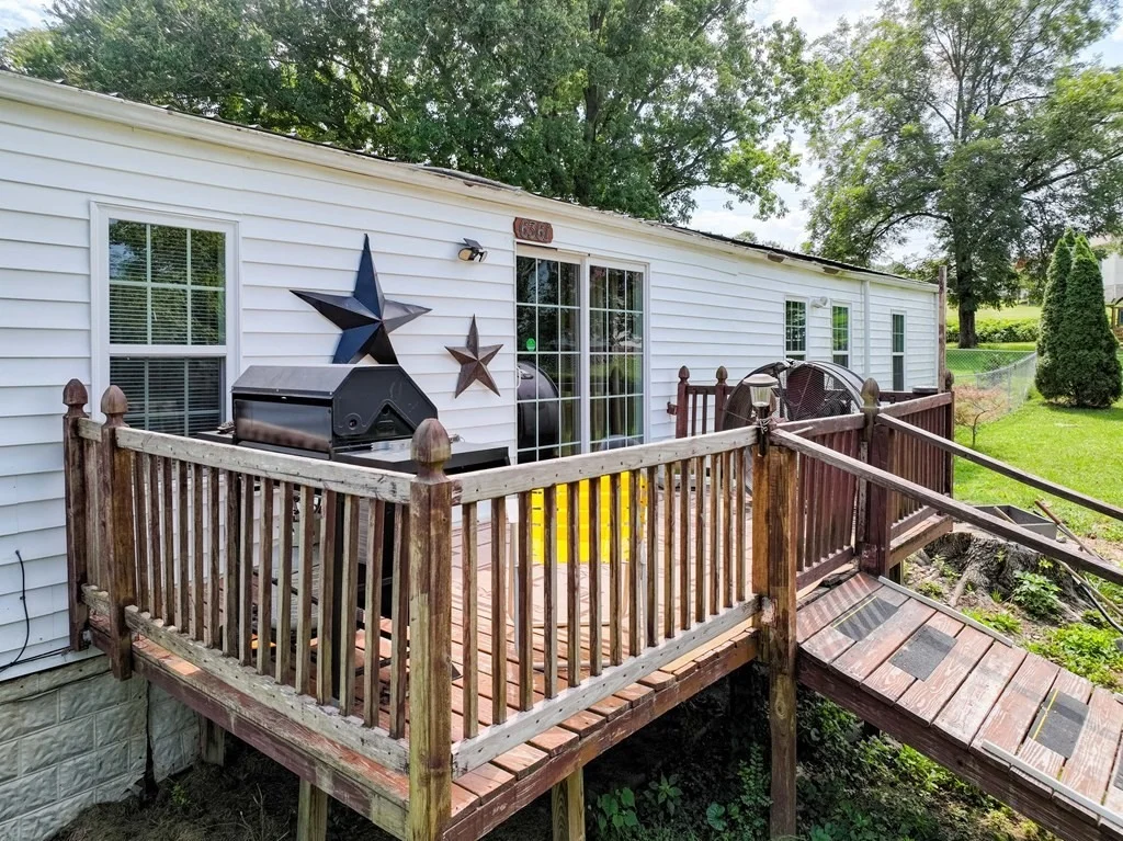 Photo of 6361 PANTHER CREEK Road