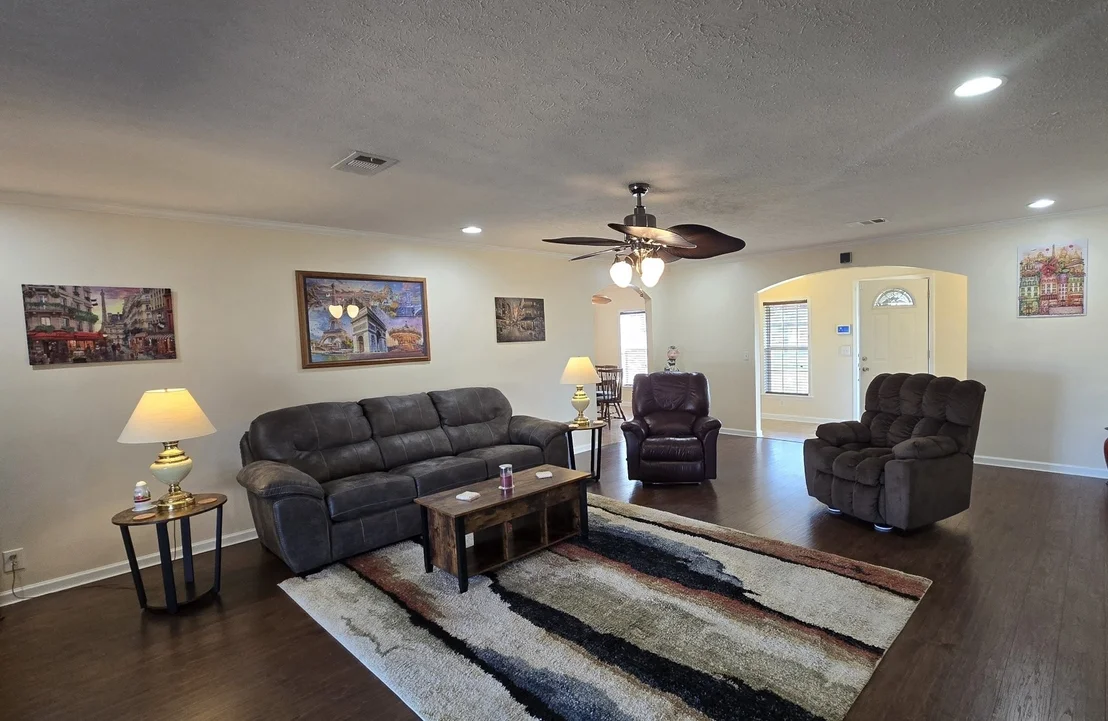 Photo of 182 Running Deer Ln
