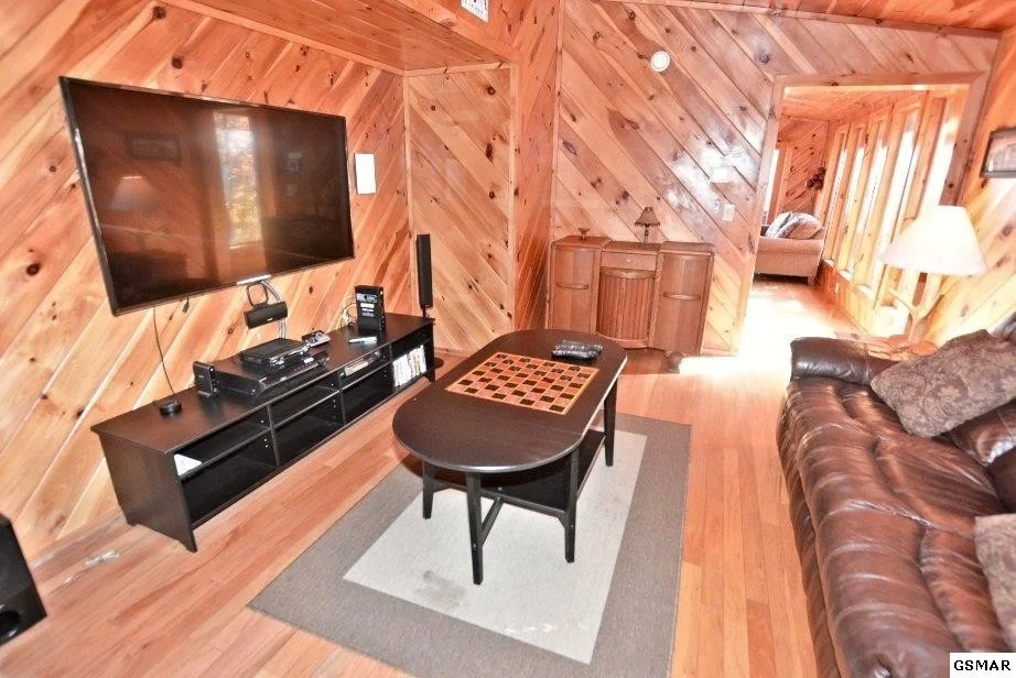 Photo of 2770 Overholt Trail