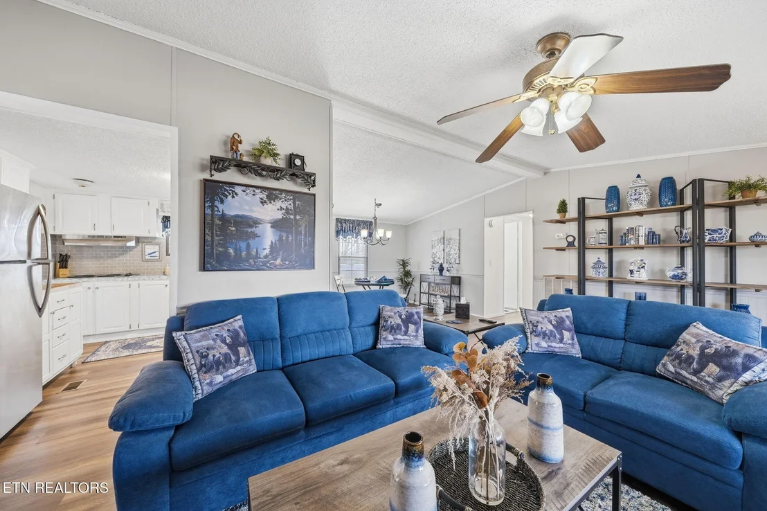 Photo of 281 Willis Rd