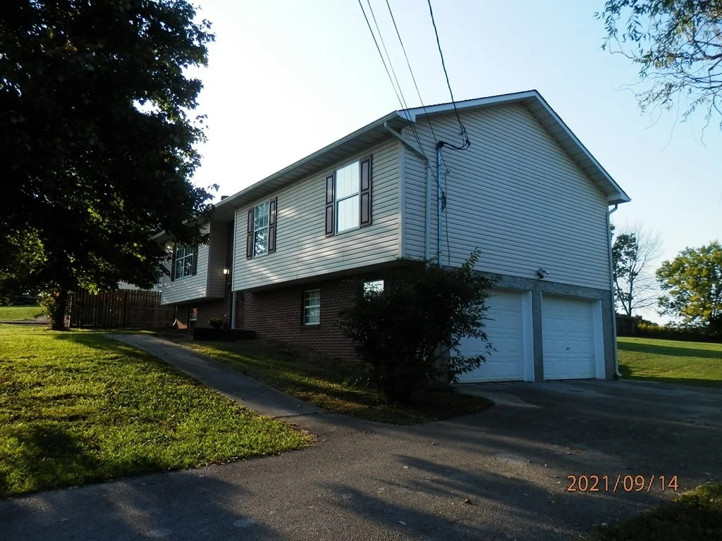Photo of 693 Ross Drive