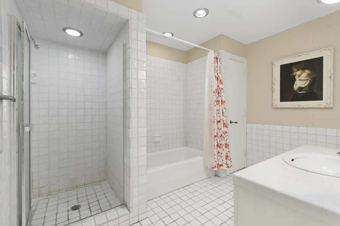 Photo of 68 Cardinal Cir