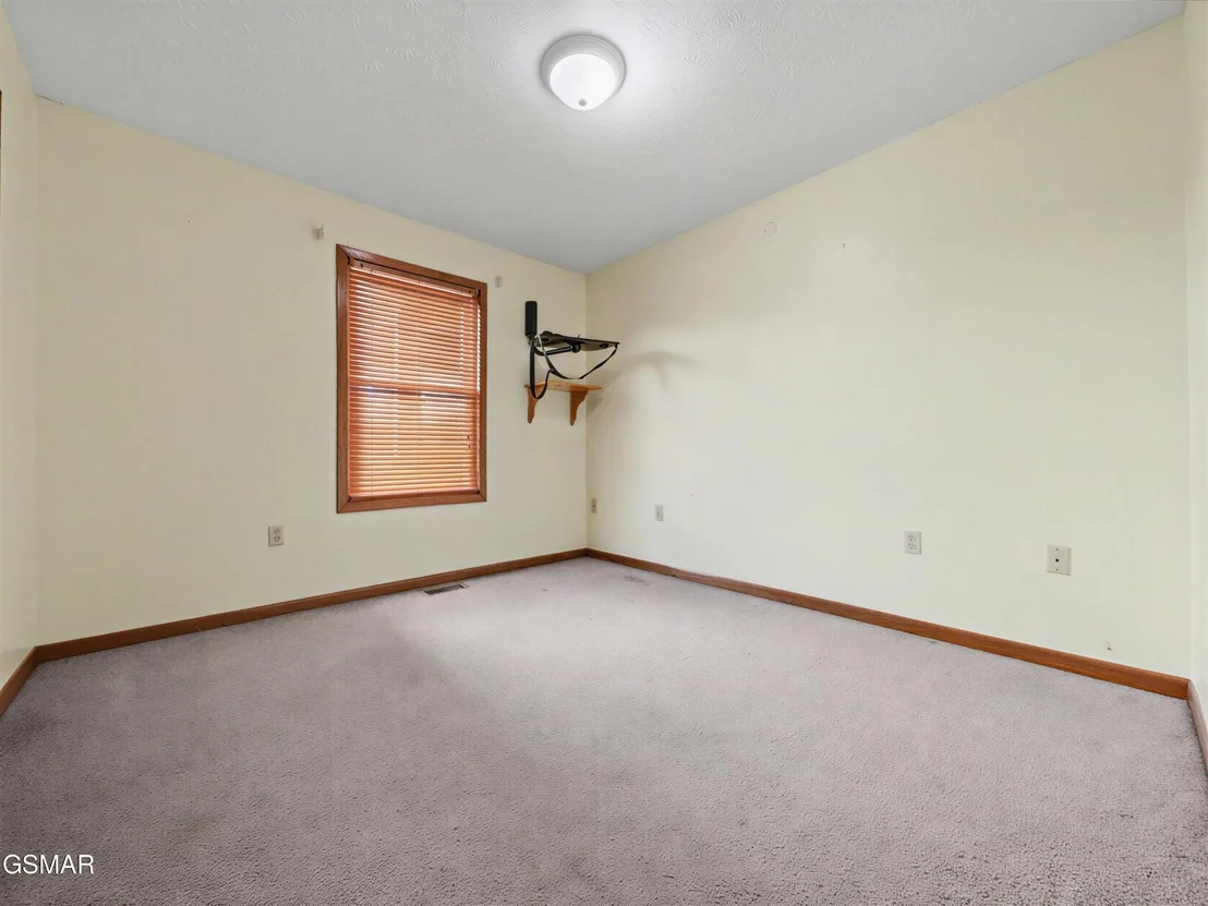 Photo of 2456 Amanda Lane