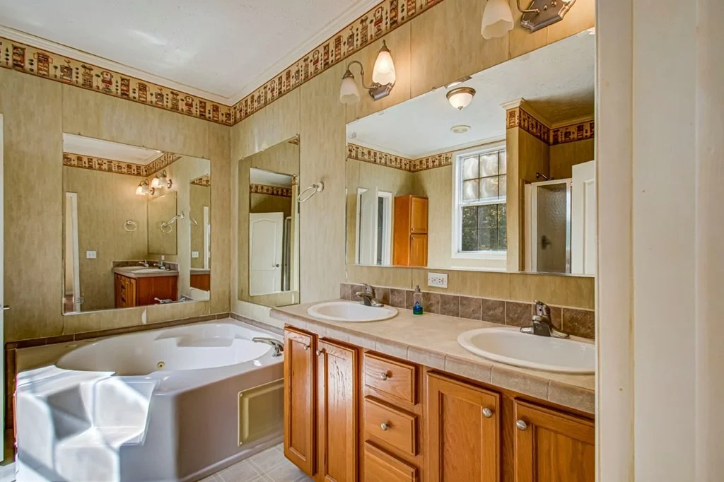 Photo of 345 Hance Way