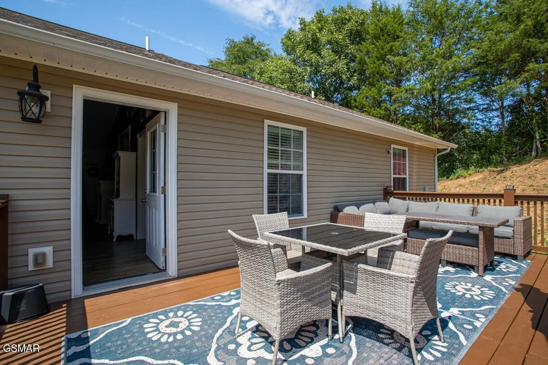 Photo of 430 Spicer Lane