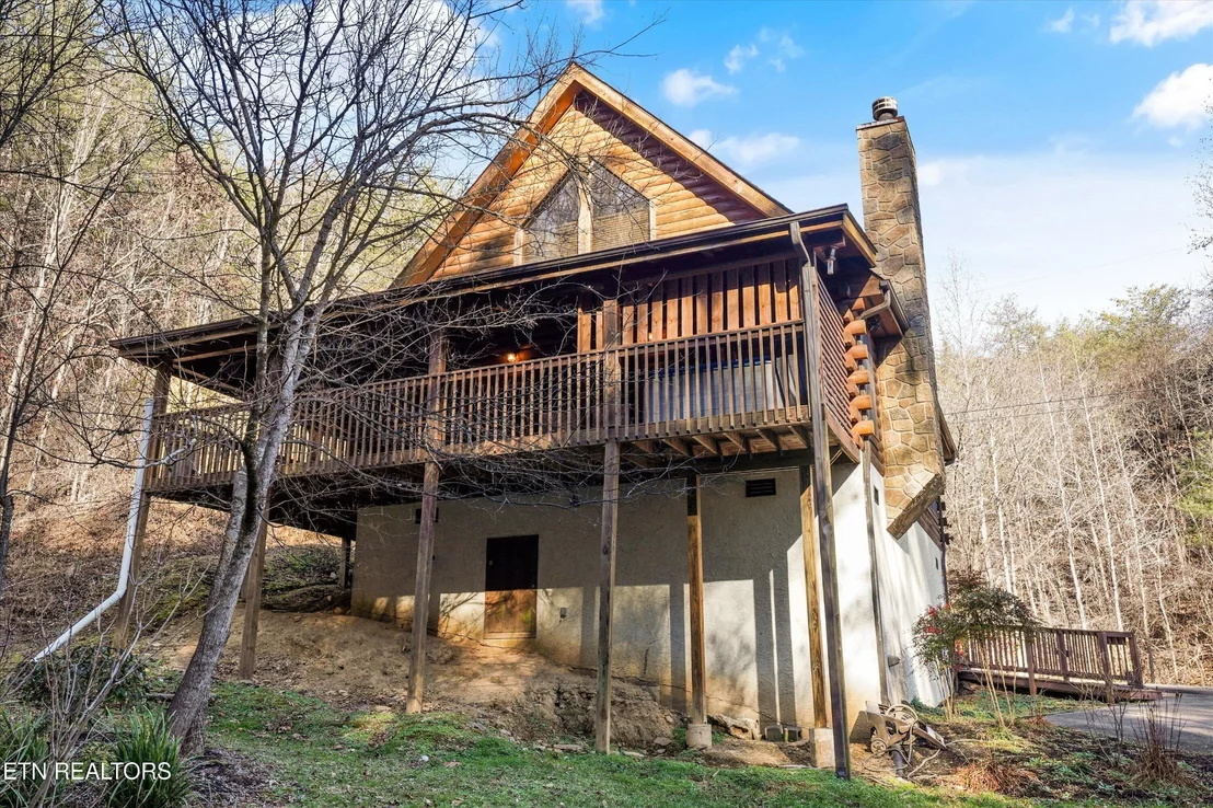 Photo of 1627 Eagle Springs Rd