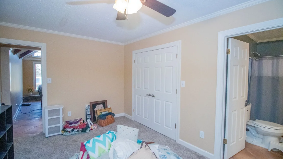 Photo of 23 Forked Oak Ln