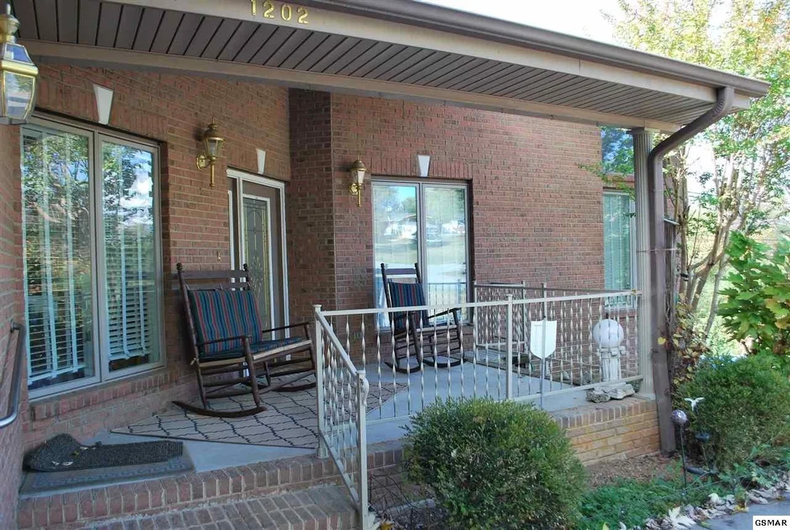 Photo of 1202 Cherokee Circle Drive