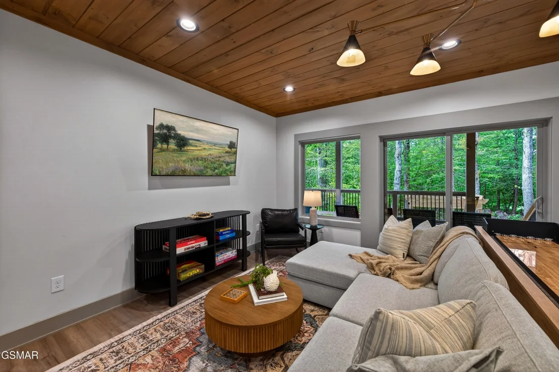 Photo of 3806 Revetta Circle