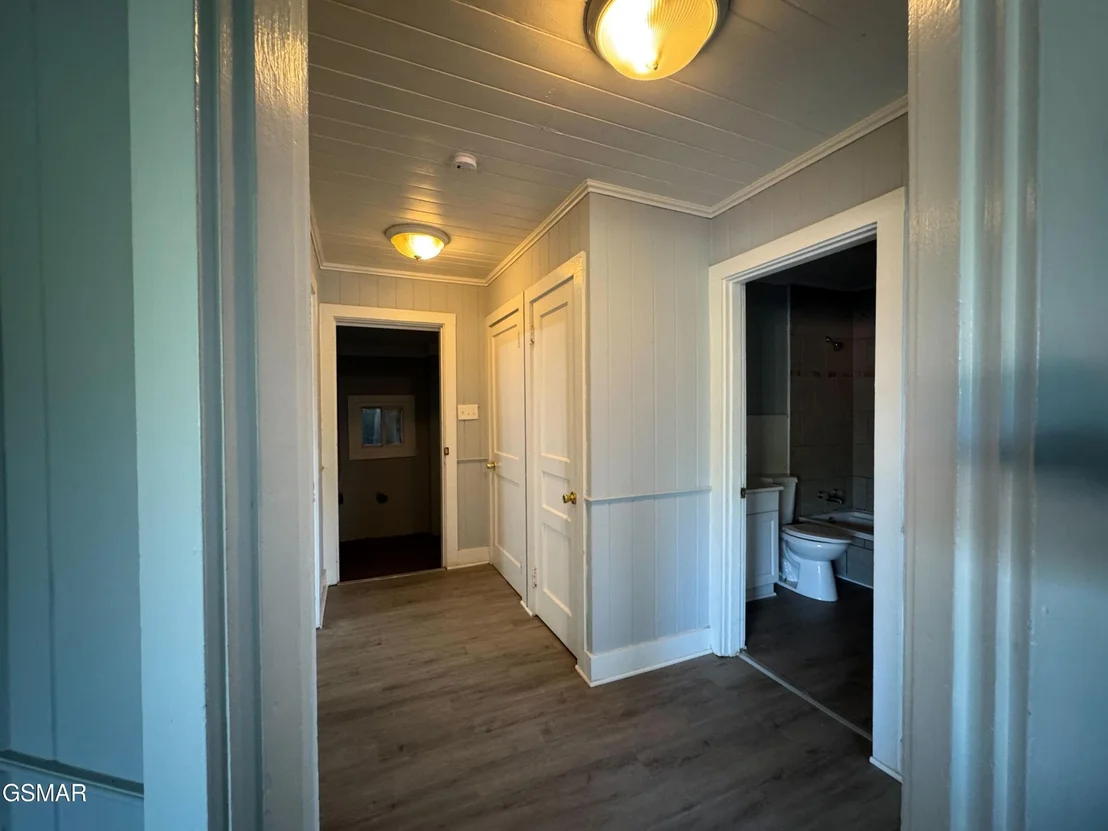 Photo of 409 Eastgate Road