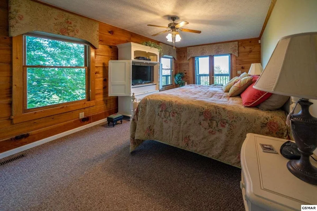 Photo of 1119 Gordon Way