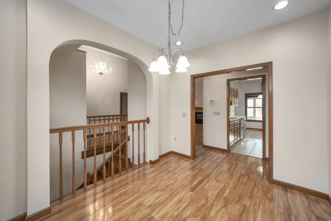 Photo of 40 Pine Cv