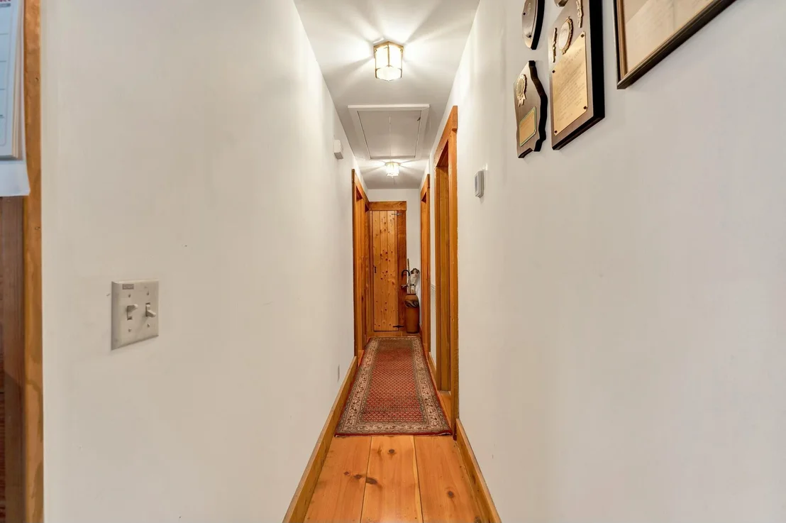 Photo of 561 Mountain View Road