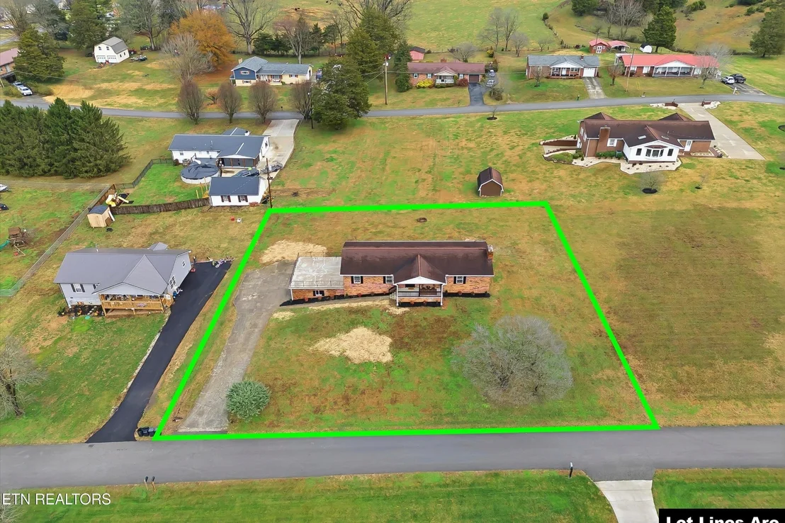 Photo of 229 Brown Crest Rd